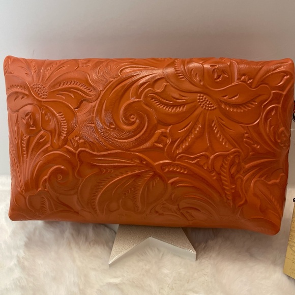 PATRICIA NASH Valerie Apricot Leather Foldover Wristlet‎ Bag NWT - Picture 2 of 7